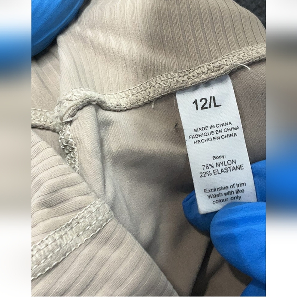 Womens Yoga / Leggings Size Medium 5lb Bag 🛍️ - Picture 14 of 15